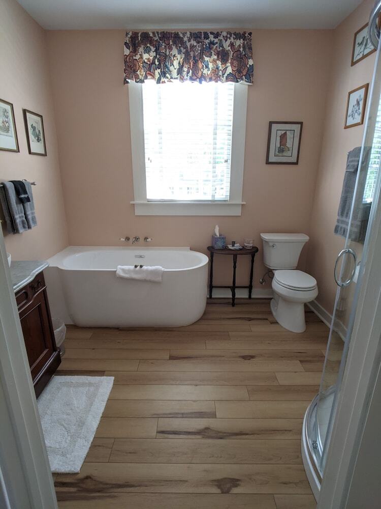 Benjamin Ellis House Bed & Breakfast