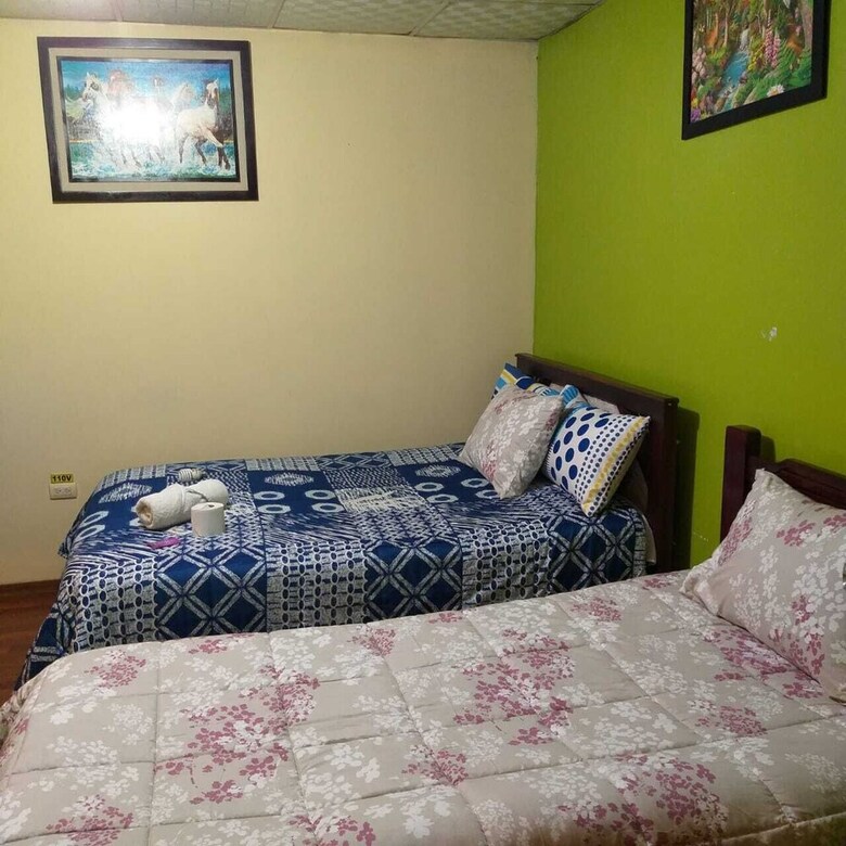 Hotel Hostal Downtown Quito