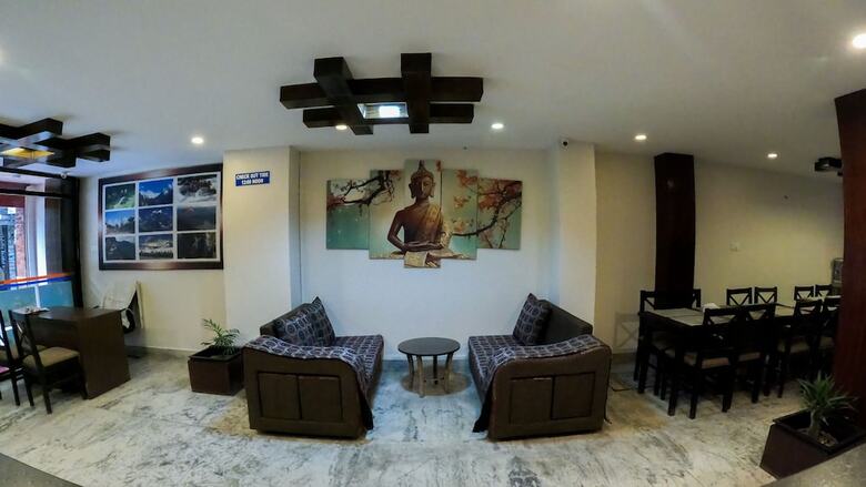 Hotel Royal Mantra