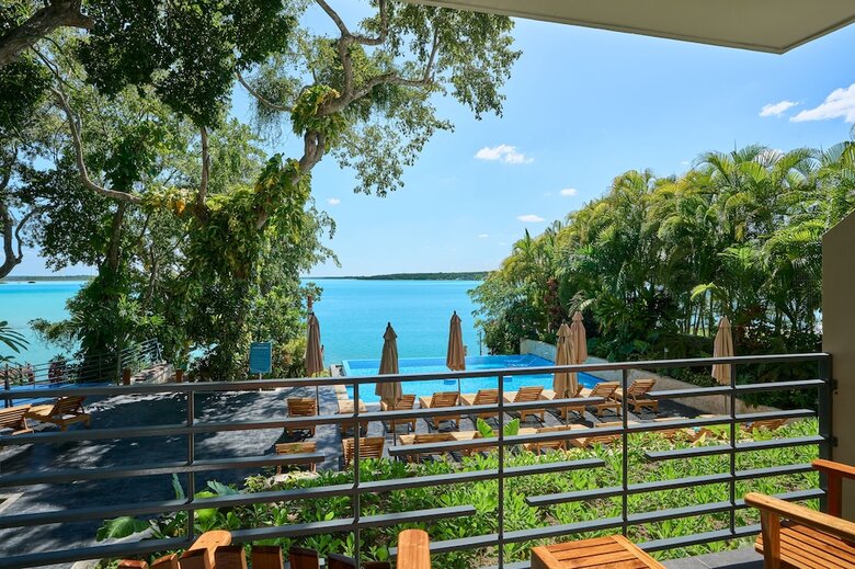 Cristalino Lagoon Front Hotel Restaurant & Spa