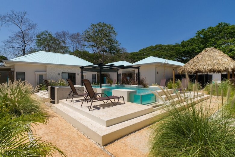 Villas Vr Beachwalk Avellanas