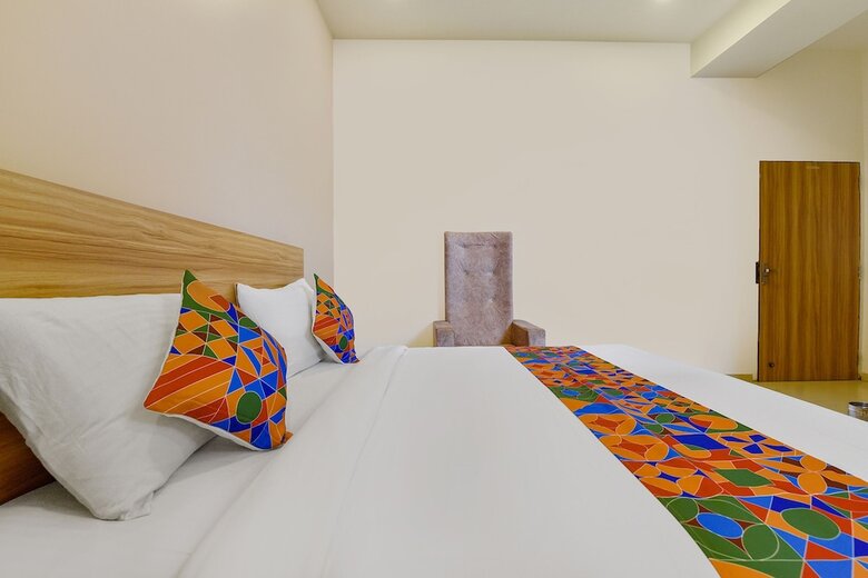 Fabhotel Prime Oxus
