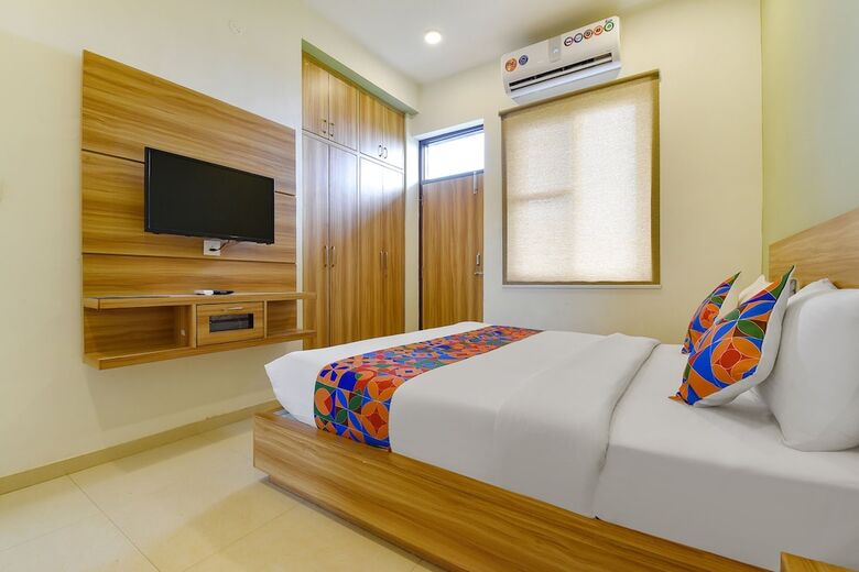 Fabhotel Prime Oxus