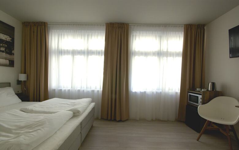 Hotel Adeba Plus
