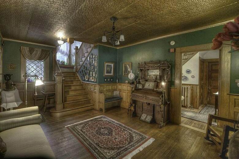 Bed & Breakfast The Jeweled Turret Inn