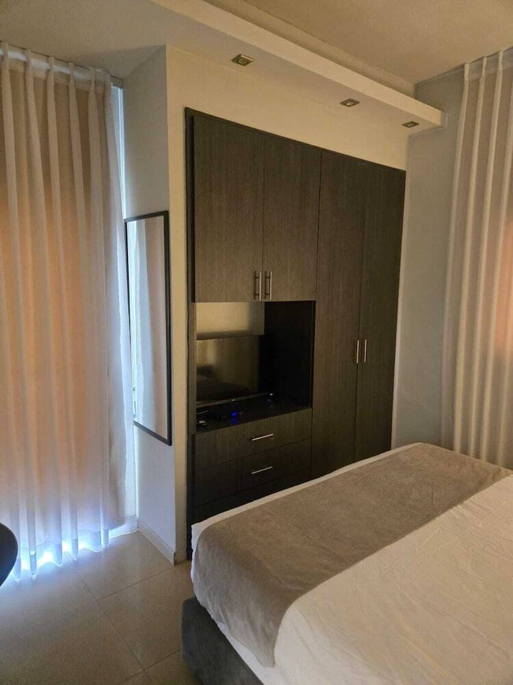 Hotel H7 Tlv