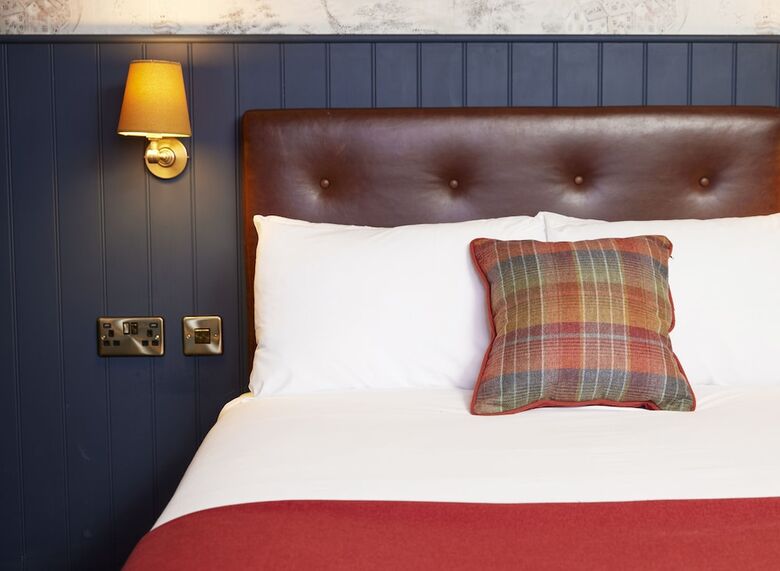Castle Hotel By Chef And Brewer Collection