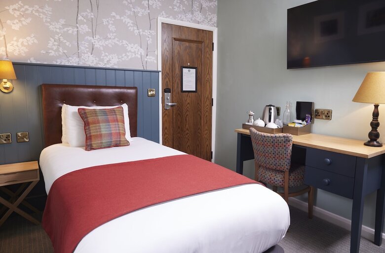 Castle Hotel By Chef And Brewer Collection