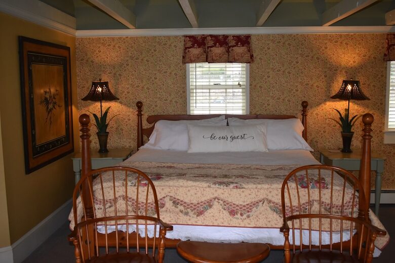 Bed & Breakfast Lumberville 1740 House