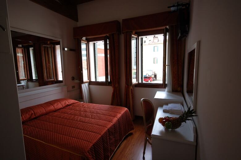 Bed & Breakfast Casanova Fourrooms