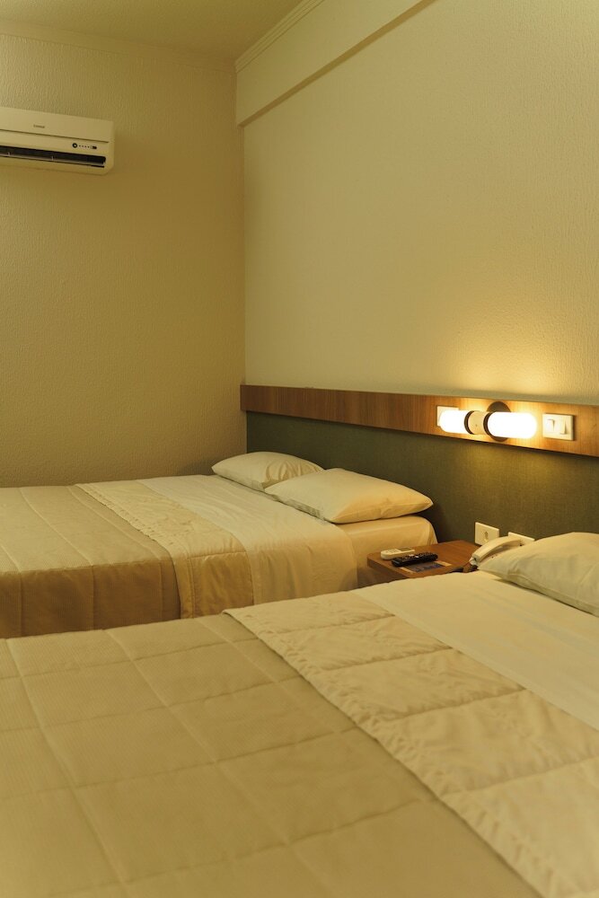 Strassen Hotel