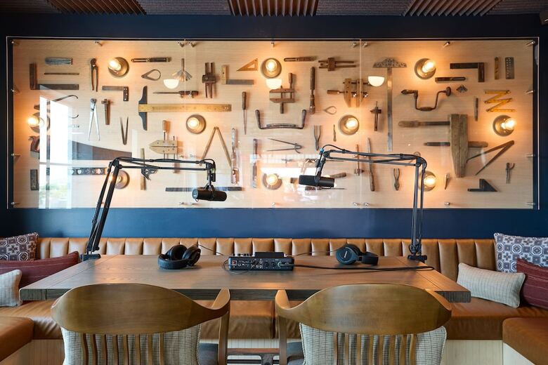 Hotel Moxy Charleston Downtown