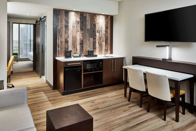Hotel Embassy Suites By Hilton Nashville Downtown