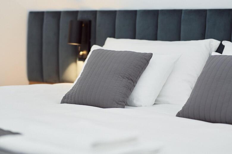 New Port Hotel