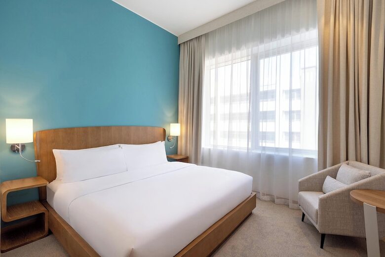 Hotel Element Al Mina, Dubai