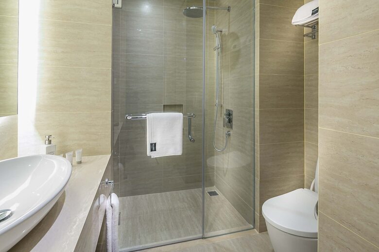 Hotel Vertu Harmoni Jakarta