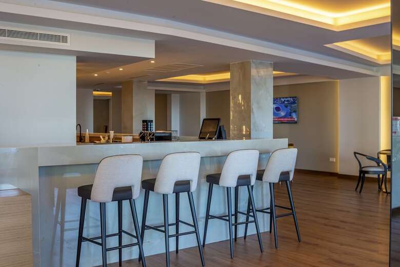 Santa Euf�mia Covilh� Hotel