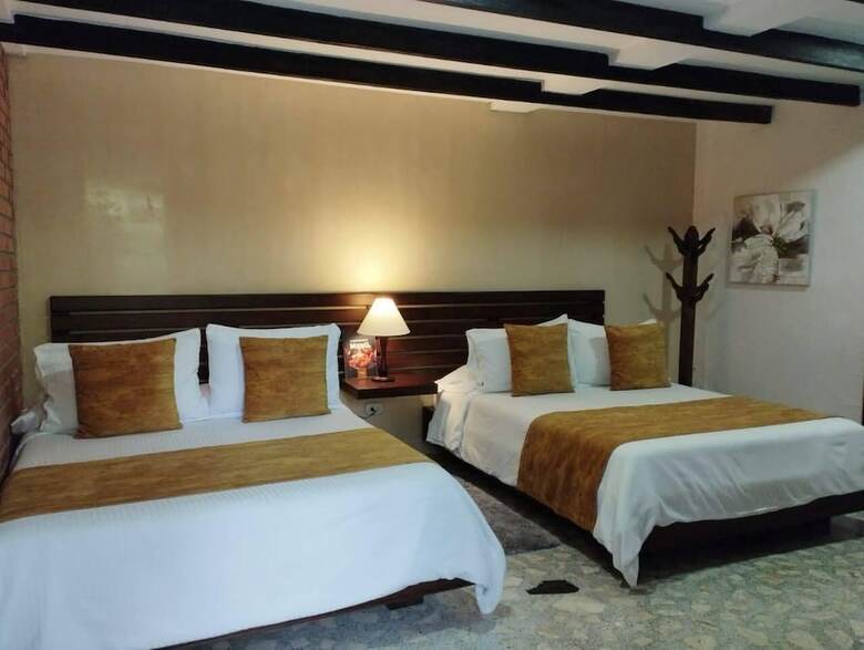 Hotel V�speras