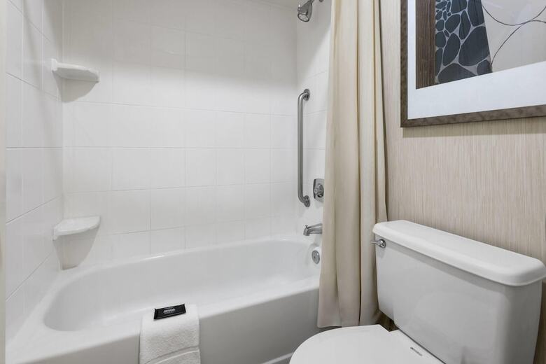 Hotel Tysons Corner Suites, A Baymont By Wyndham