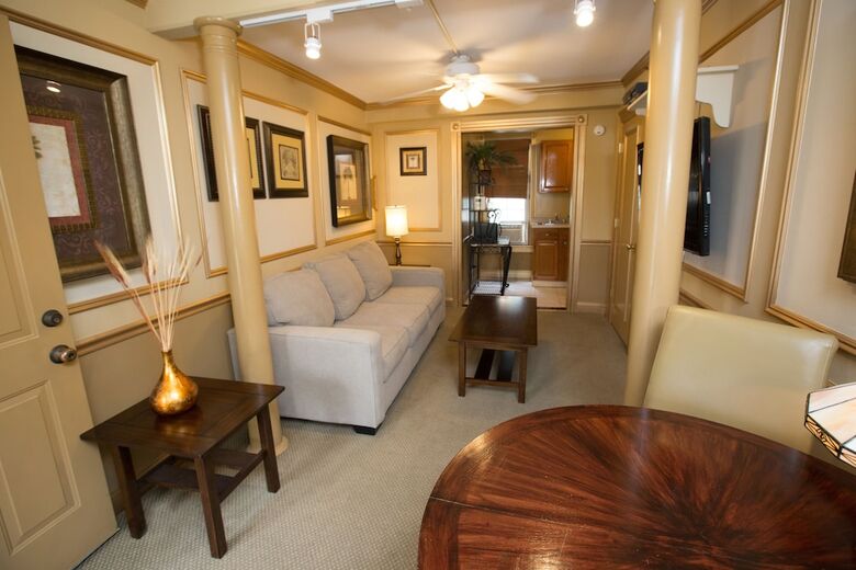 Bed & Breakfast Ocean View Inn