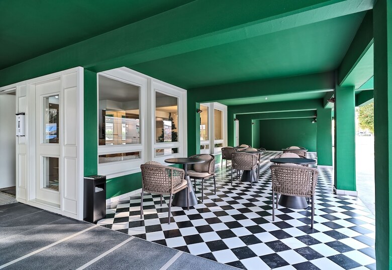Aparthotel Liv The City Suites