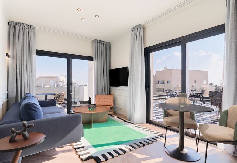 Aparthotel Liv The City Suites