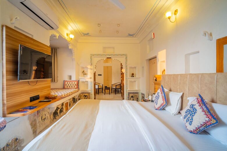 Amoraya Hotels & Resorts
