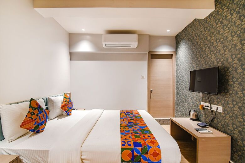 Fabhotel Sivalika Inn Near Howrah Station