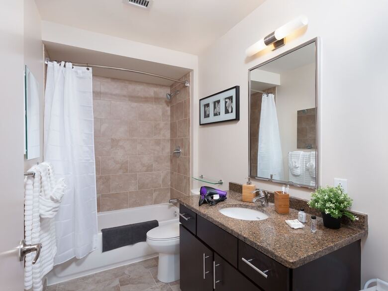 Aparthotel Pelican Fully Furnished Apartments