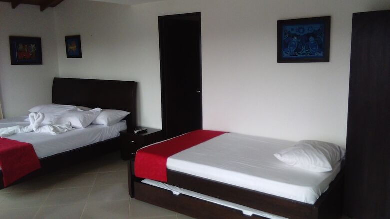 Hotel Santa Maria De Las Aguas Pe�ol