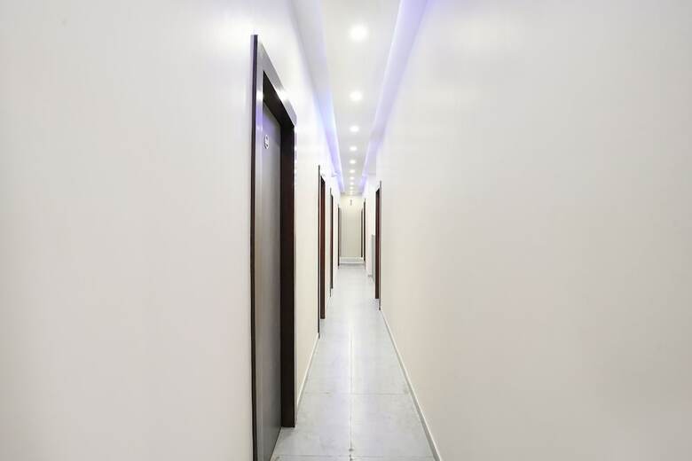 Fabhotel Freedom International