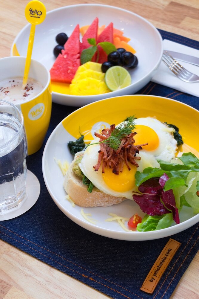 Yello Hotel Kuta Beachwalk Bali