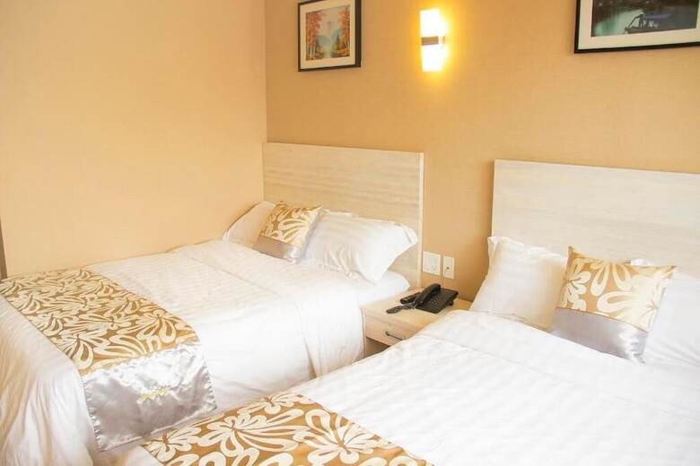 Phoenix Hotel