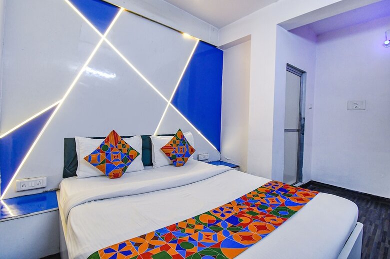 Fabhotel Green Leaf I