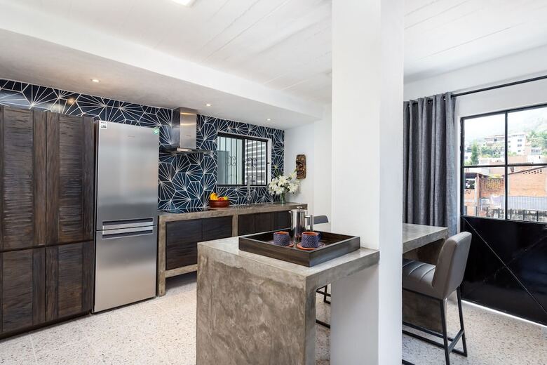 Aparthotel Cuale Condo Retreats