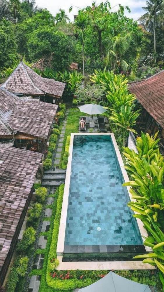 Hotel Ari Cottages