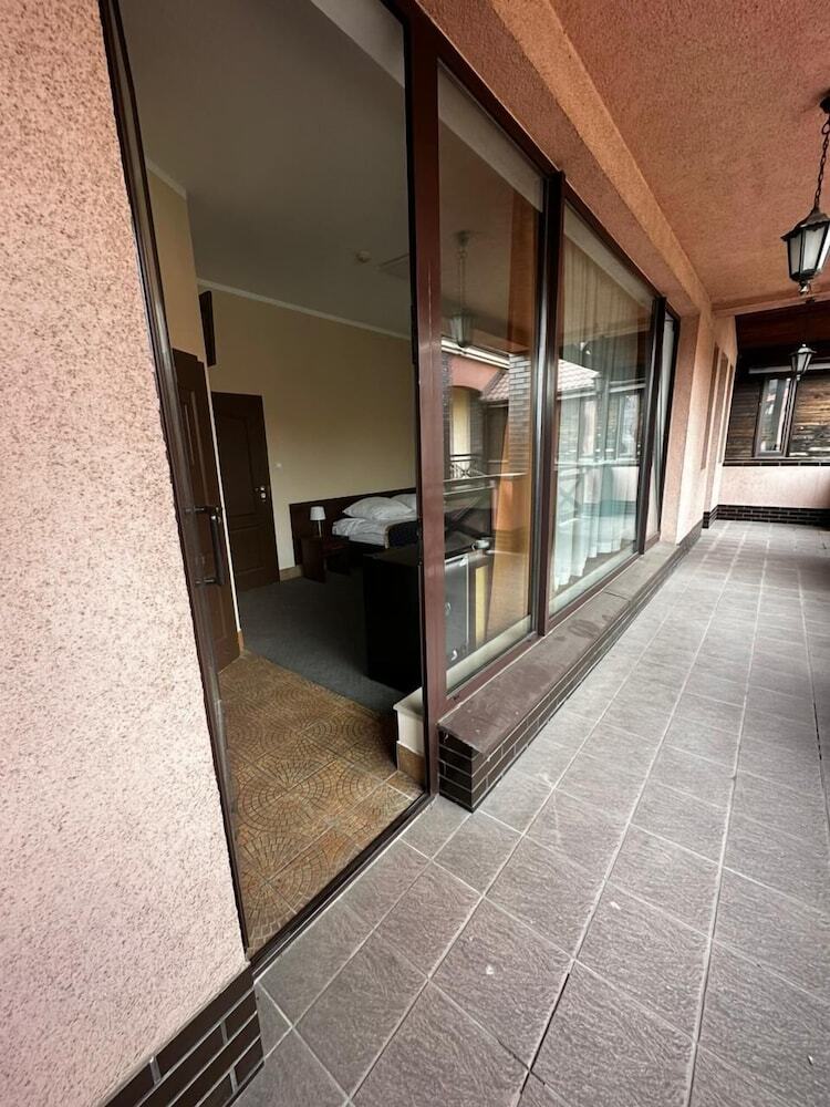 Aparthotel Hostel Bialoleka - Free Parking, Fast Wifi