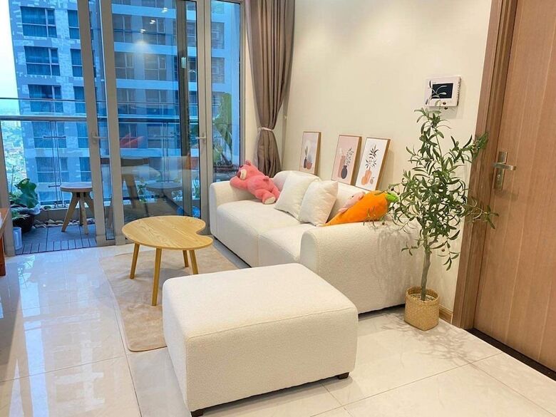 Hotel Lyshing Apartment In Vinhomes Luxury Landmark