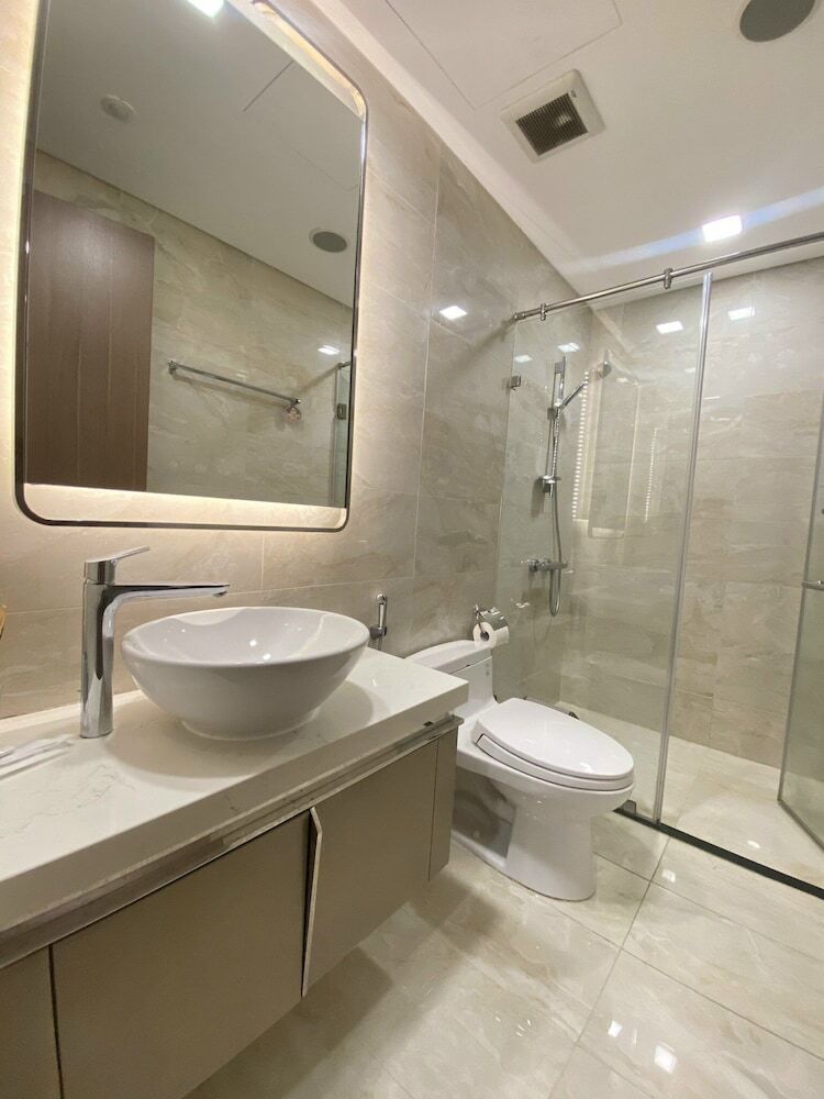 Hotel Lyshing Apartment In Vinhomes Luxury Landmark