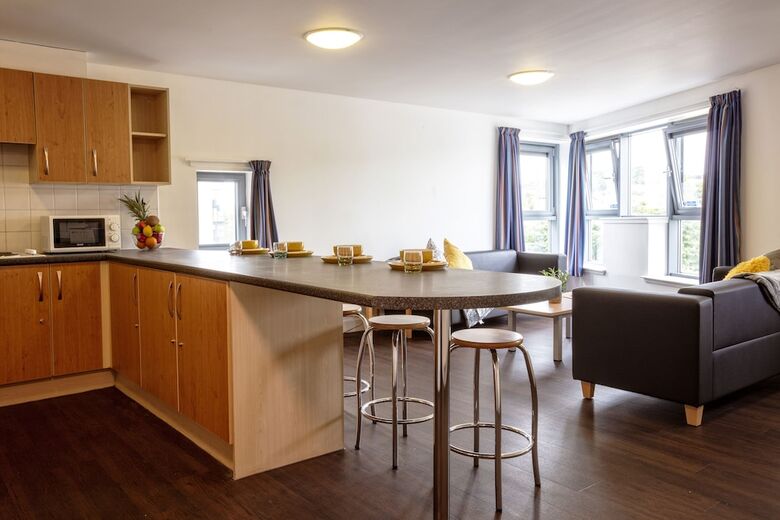 Belmont Apartments And Rooms