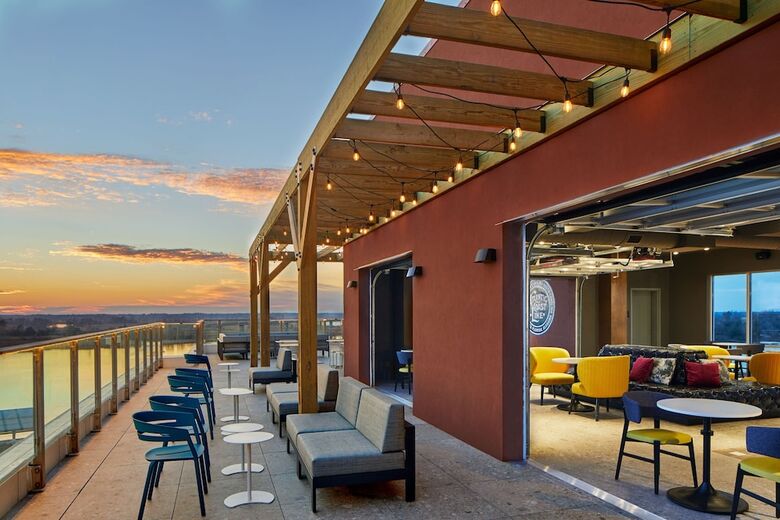 Hotel Aloft Wilmington At Coastline Center
