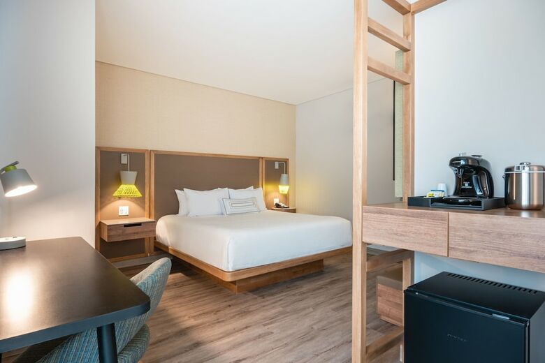 Hotel Fairfield By Marriott Medellin Sabaneta
