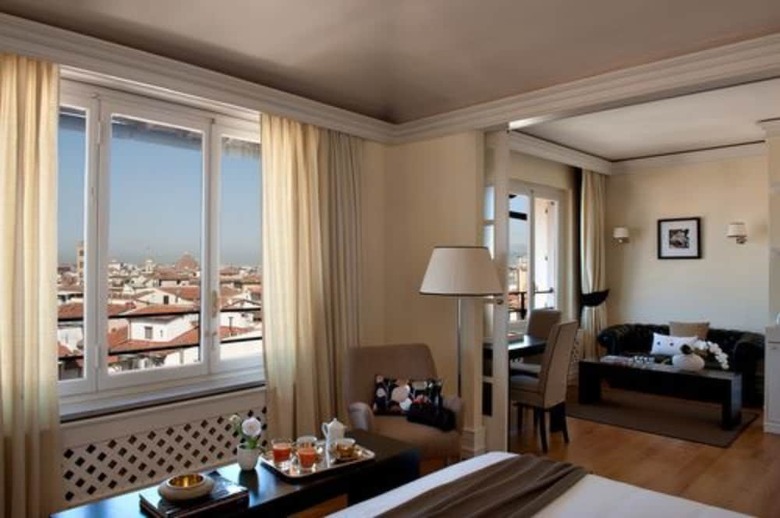 Residencia Tornabuoni Suites Collection