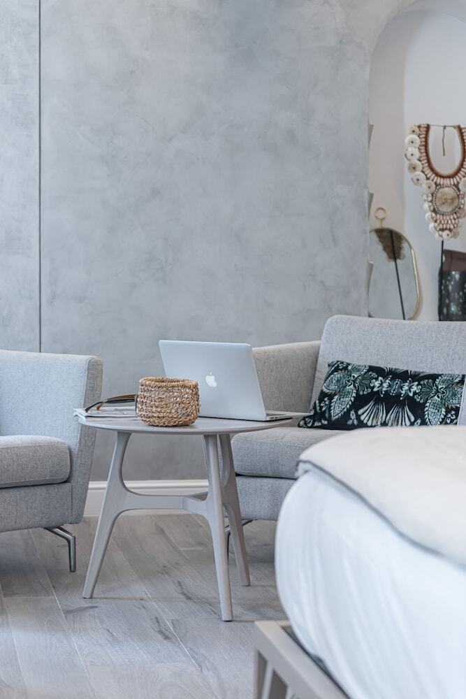 Le Dortoir Boutique Suites