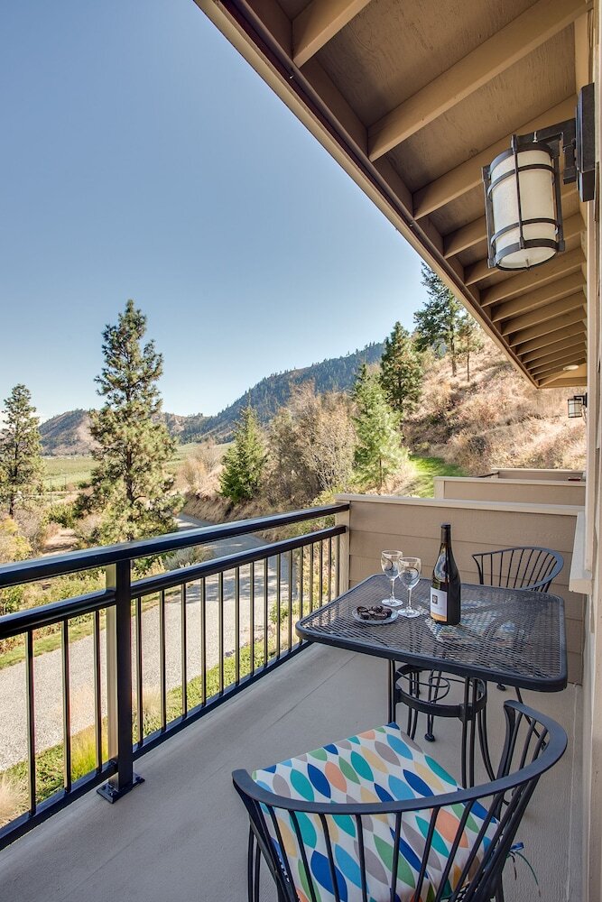 Bed & Breakfast Cascade Valley Inn