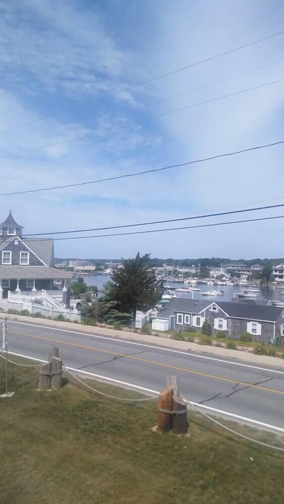 Hotel Mariner's Point Resort