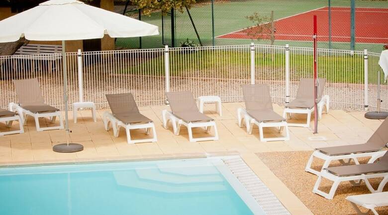 Hotel H�tel C�t� Ventoux