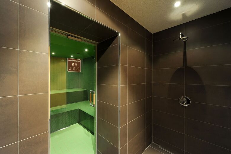 Alpine Hotel Perren