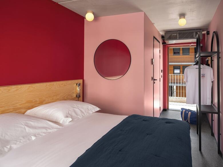 Eklo Hotels Bordeaux City Center Bastide