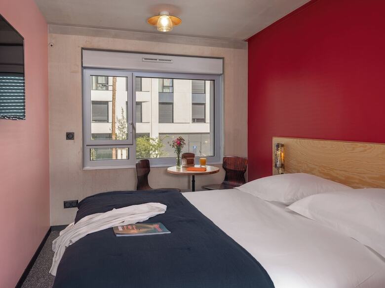 Eklo Hotels Bordeaux City Center Bastide